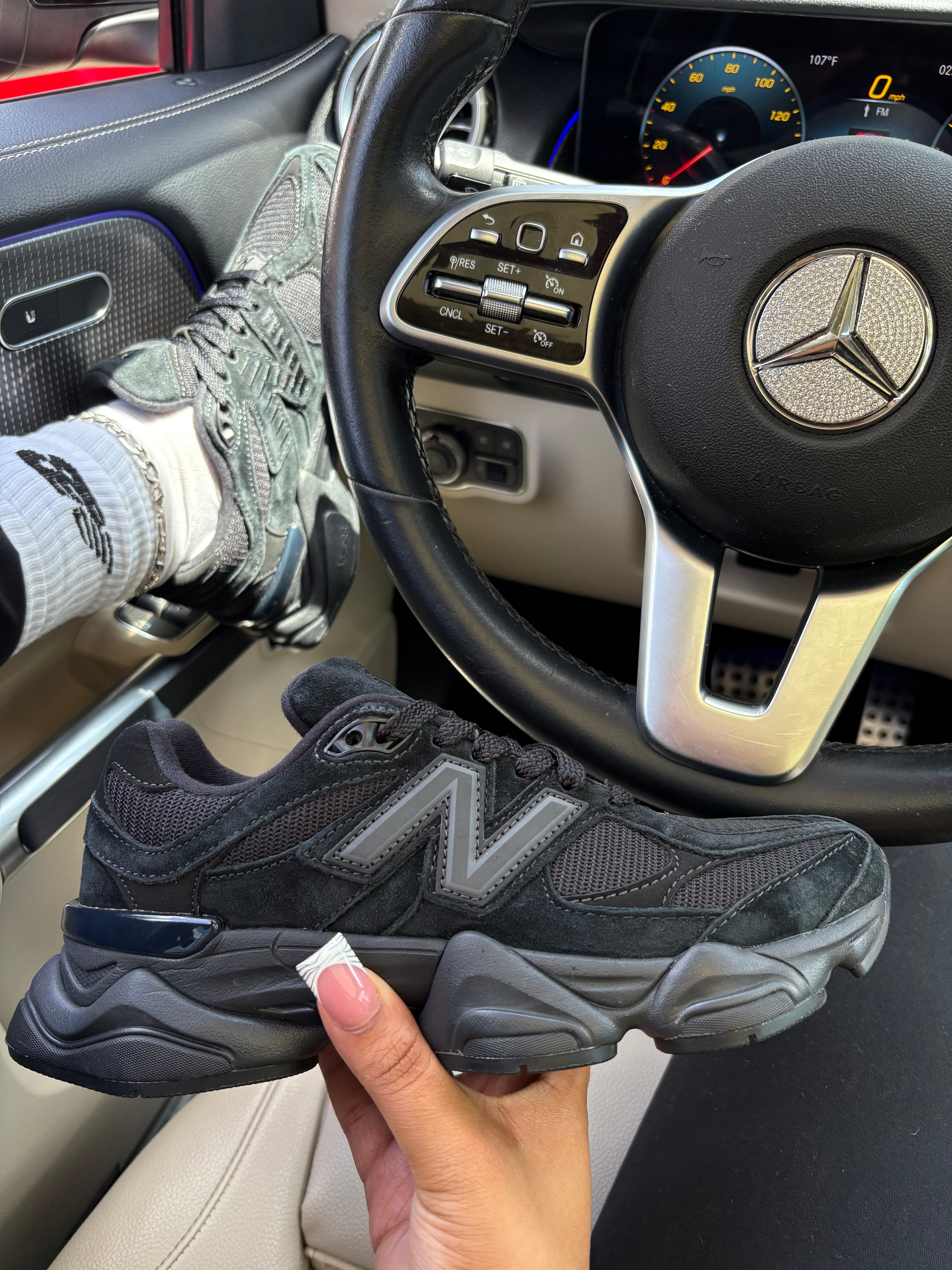 TRIPLE BLACK